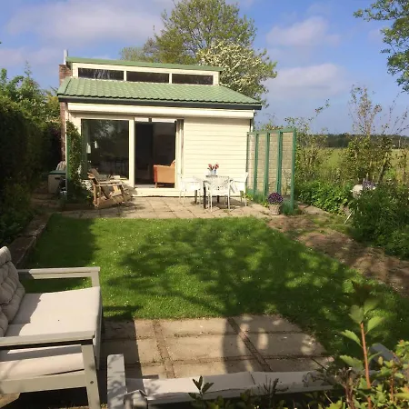 Duinhuisje 10 - Bungalowpark Mooyeveld- Uniek Gelegen In De Duinen! *